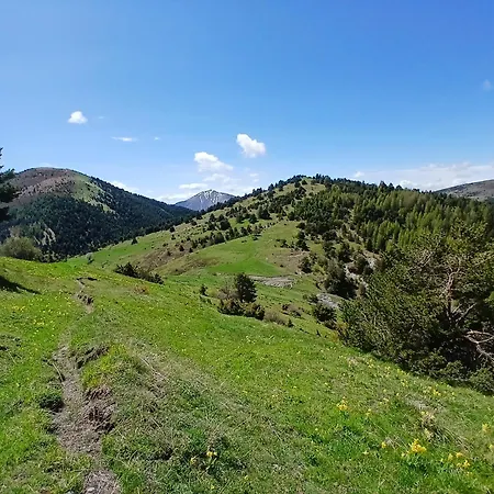 Duplex Spacieux Et Frais Avec Vue Sur Montagnes * Seyne