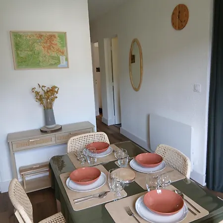 Duplex Spacieux Et Frais Avec Vue Sur Montagnes Seyne